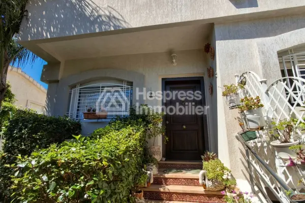 Villa with pool for sale in Achakar