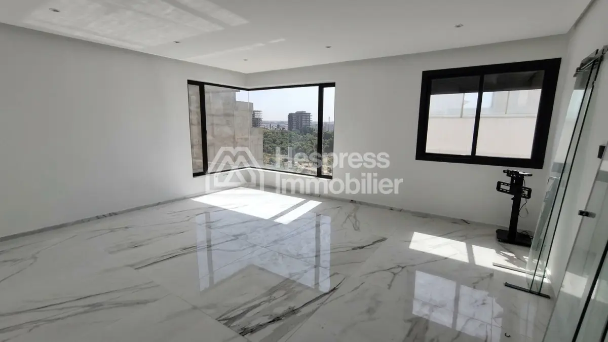 Apartment for sale in Malabata Hills