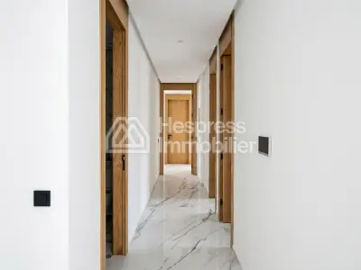 Apartment for sale in Malabata Hills