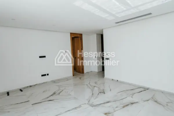 Apartment for sale in Malabata Hills