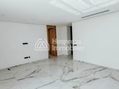 Apartment for sale in Malabata Hills