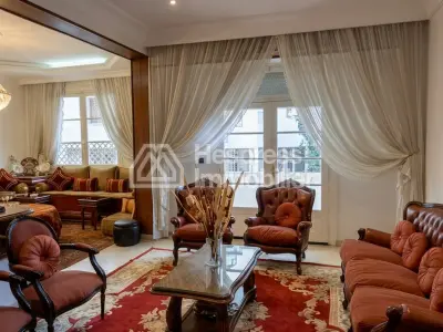 شقة للبيع بالقرب من Lycée Regnaut