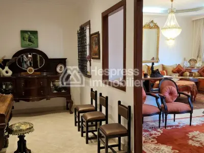شقة للبيع بالقرب من Lycée Regnaut