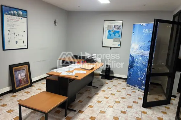 Bureau 177m² à vendre au centre ville