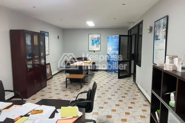 Bureau 177m² à vendre au centre ville