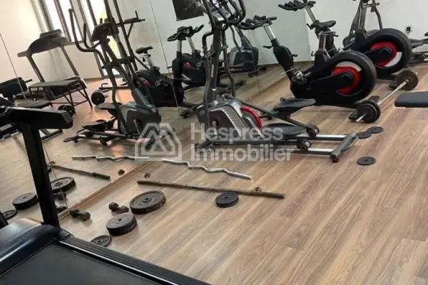  VENDRE - SUPERBE APPARTEMENT À JNANE ALI 3, ROUTE DE SAFI - PRES DE McDO