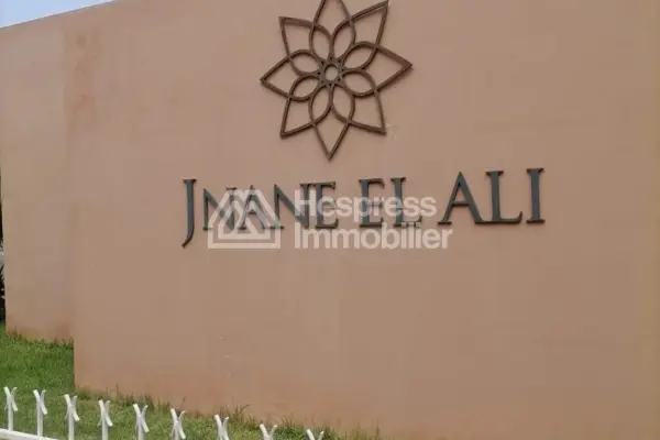  VENDRE - SUPERBE APPARTEMENT À JNANE ALI 3, ROUTE DE SAFI - PRES DE McDO