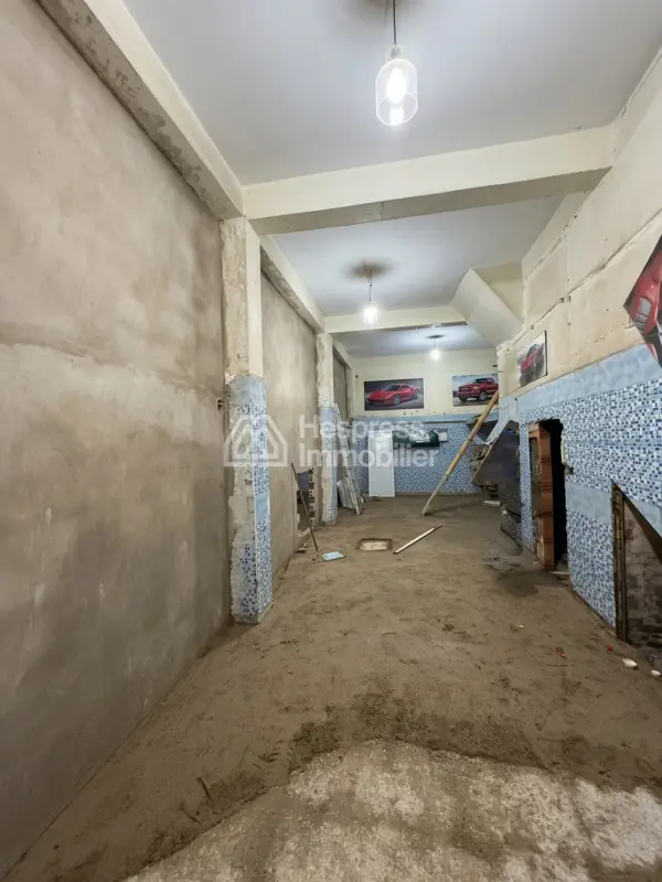 Commercial premises for rent on Rabat Road
