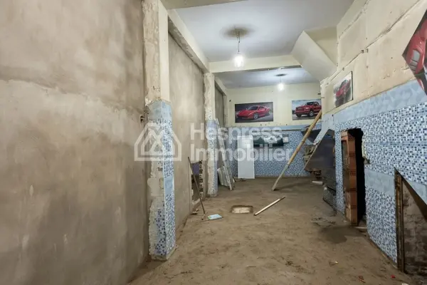 محلات تجارية للإيجار على طريق الرباط
