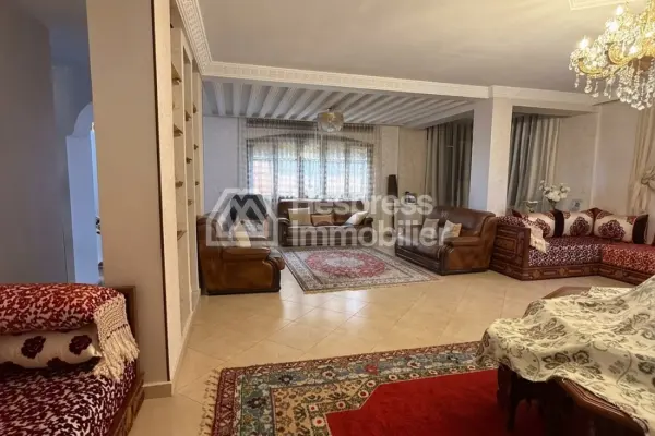 Villa for sale in Moujahidine