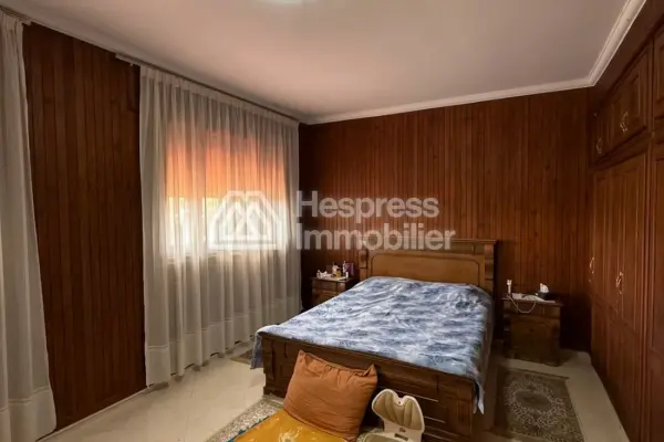 Villa for sale in Moujahidine
