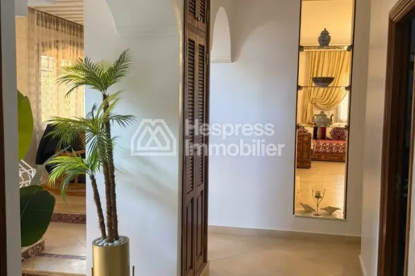 Villa for sale in Moujahidine