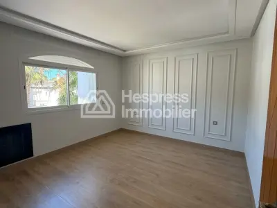 Unfurnished villa for rent in Boubana