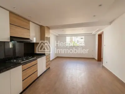 Unfurnished villa for rent in Boubana