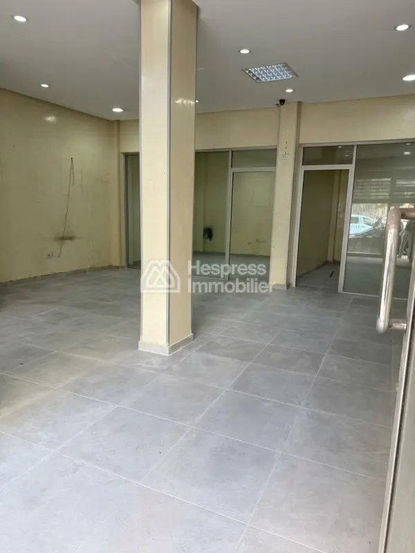 Commercial premises for rent in Ain Ktiouet