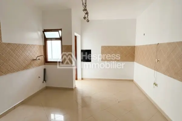 شقة في نجمة
