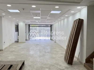 Commercial premises in Branes