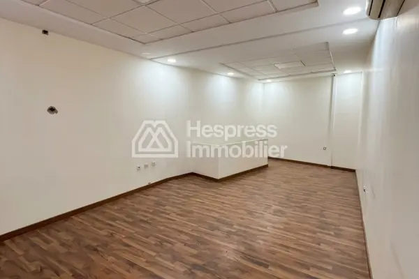 Commercial premises in Branes