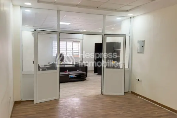 Commercial premises in Branes