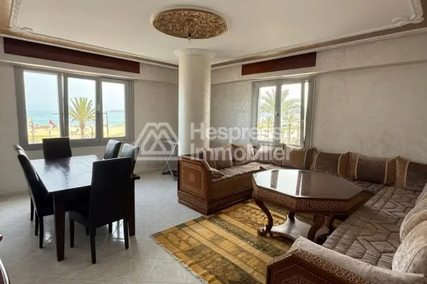 Apartment on the Corniche