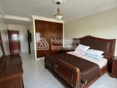 Apartment on the Corniche