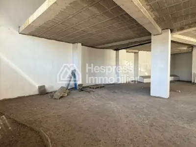 Local Commercial – Place Mozart