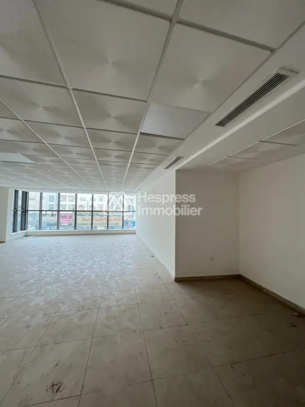 Plateaux bureaux en location – Quartier Plaza Toro