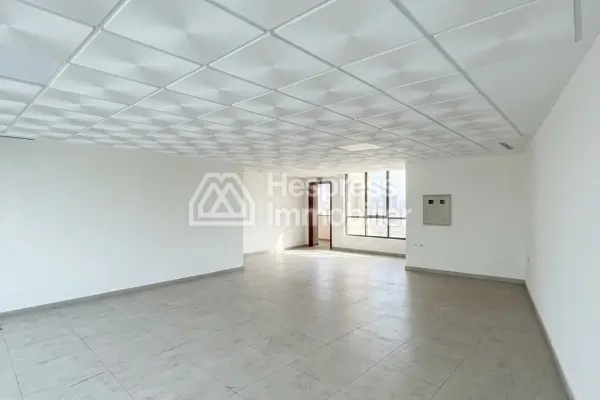 Plateaux bureaux en location – Quartier Plaza Toro