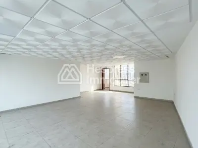 Plateaux bureaux en location – Quartier Plaza Toro