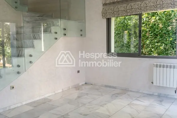5-Bedroom Villa – Boubana District