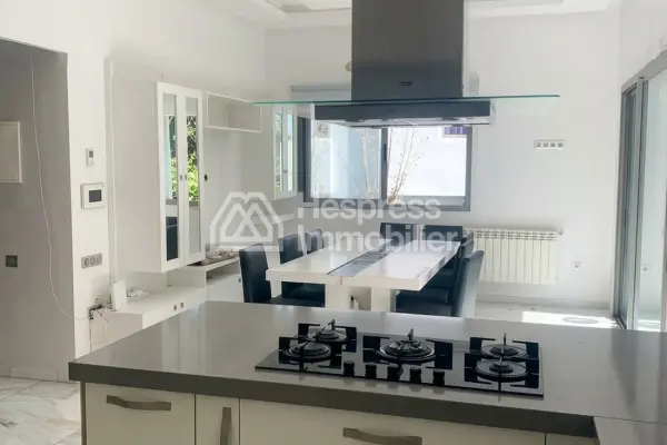5-Bedroom Villa – Boubana District