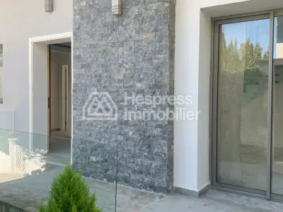 5-Bedroom Villa – Boubana District