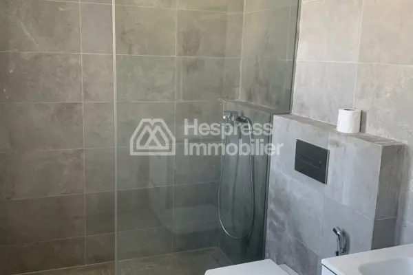 5-Bedroom Villa – Boubana District