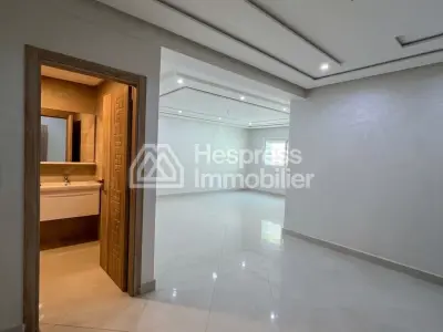 2 Bedroom Apartment – ​​Mozart Square District