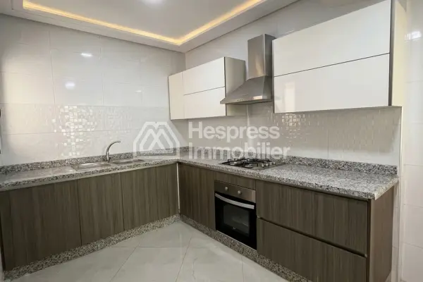 2 Bedroom Apartment – ​​Mozart Square District