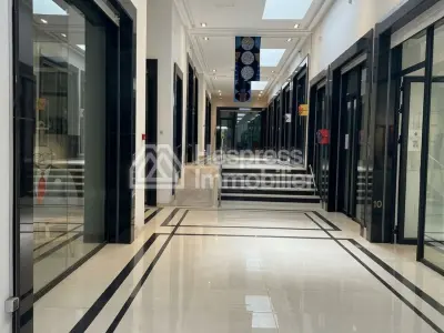 Locaux Commerciaux – Av Fès