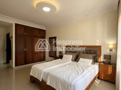 3-bedroom apartment – ​​Iberia district