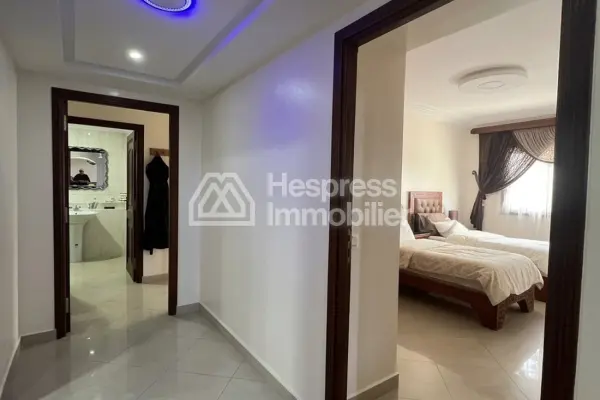 3-bedroom apartment – ​​Iberia district