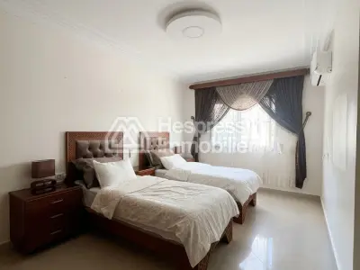 3-bedroom apartment – ​​Iberia district