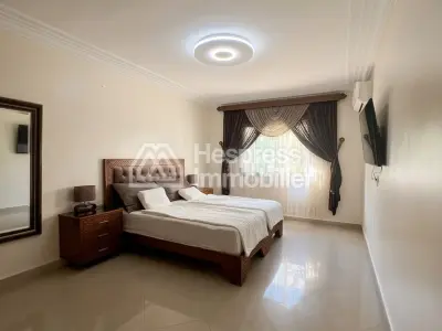 3-bedroom apartment – ​​Iberia district