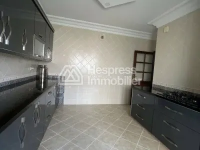 3-bedroom apartment – ​​Iberia district