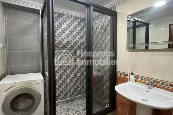 3-bedroom apartment – ​​Iberia district
