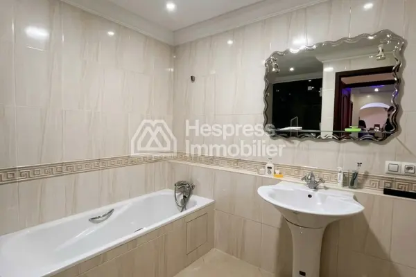 3-bedroom apartment – ​​Iberia district