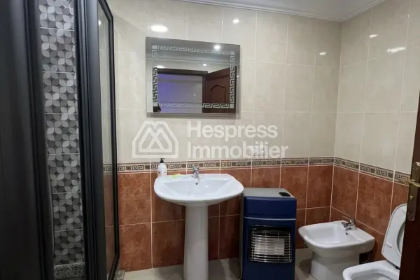 3-bedroom apartment – ​​Iberia district