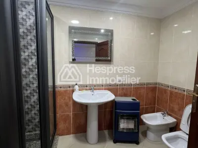 3-bedroom apartment – ​​Iberia district