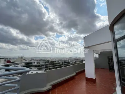 4-Bedroom Apartment – ​​Iberia District