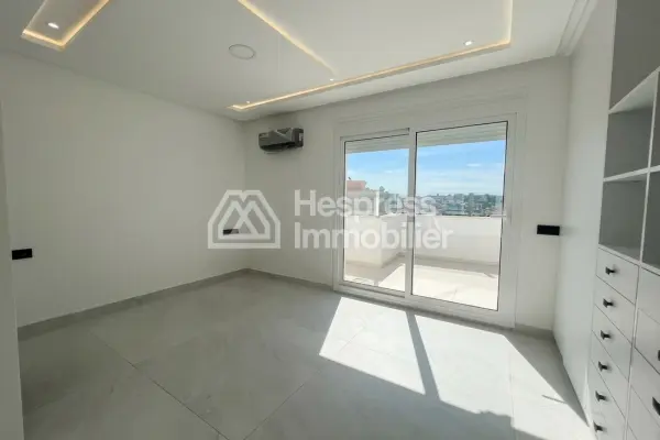 Penthouse 3 Chambres – Riad Tétouan