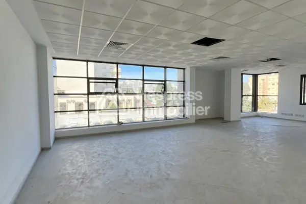 Plateaux Bureaux en vente – Quartier Administratif