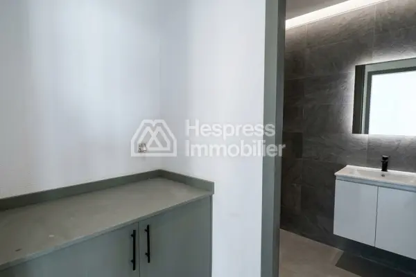 Office spaces for sale – District Administratif