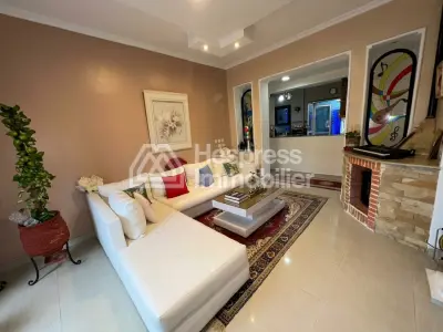 3-Bedroom Apartment – ​​Iberia
